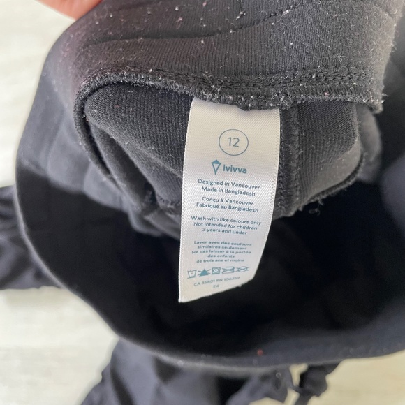 Black Ivivva Capris - Picture 3 of 3